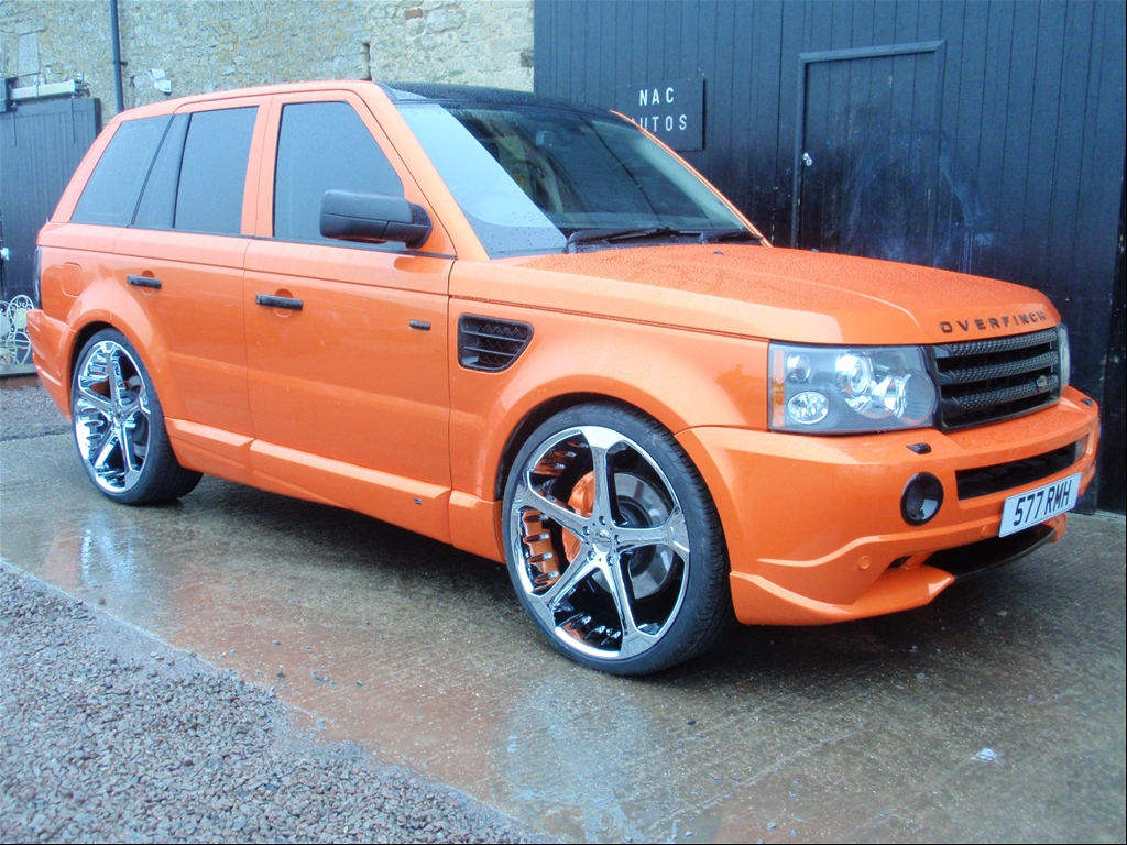 Giovanna Dalar-5 on Range Rover Sport